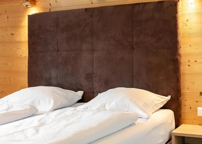 Apart33 1-21 아파트 *