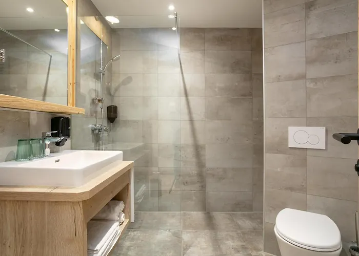 Apart33 1-21 * 하우스 임 엔슈탈