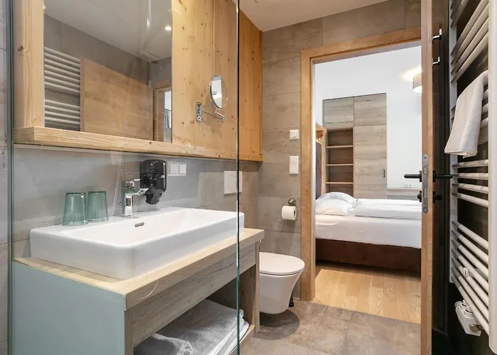 Apart33 1-21 Apartment